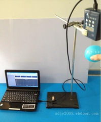 物理實驗微機接口及輔助教學(xué)系統(tǒng)的軟硬件架構(gòu)與應(yīng)用